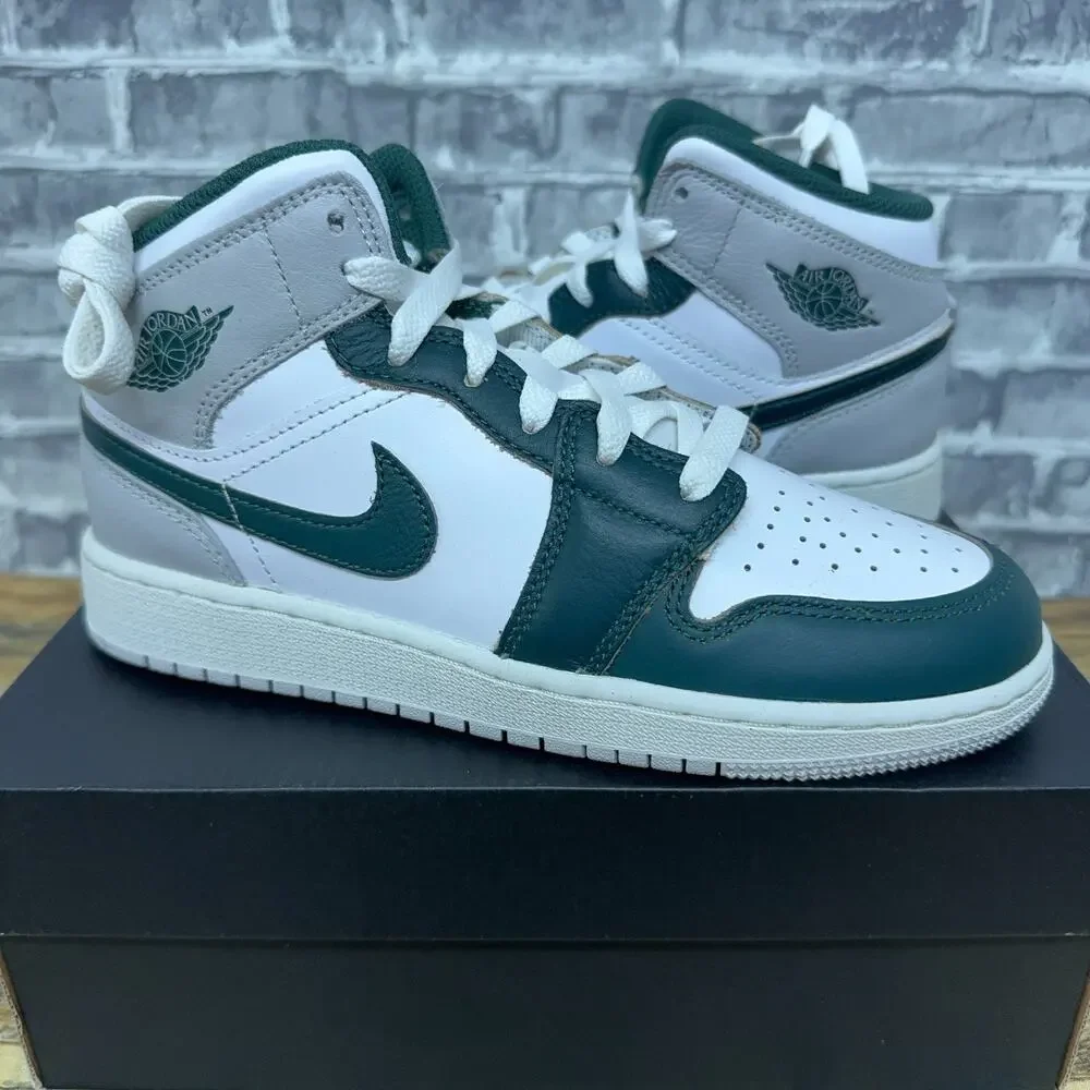 Nike Air Jordan 1 Mid SE Oxidized Green White Sail FQ8088-103 GS Sz 5Y / Wmn 6.5